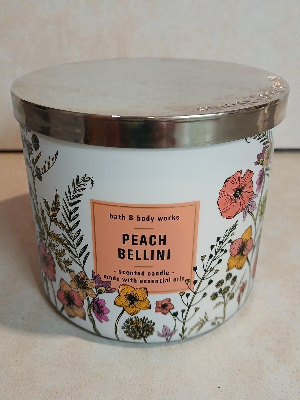 Bath & Body Works Peach Bellini Candle - White, Pink, Yellow, Green